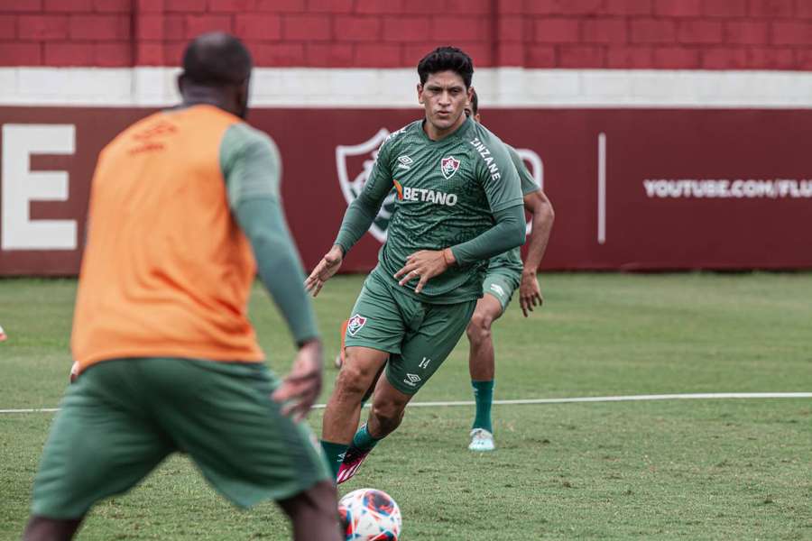 Fluminense x Botafogo: onde ver o clássico deste domingo (29) pelo Carioca