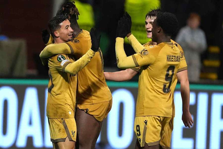 Crystal Palace soma mais uma vitória Crystal Palace soma mais uma vitória