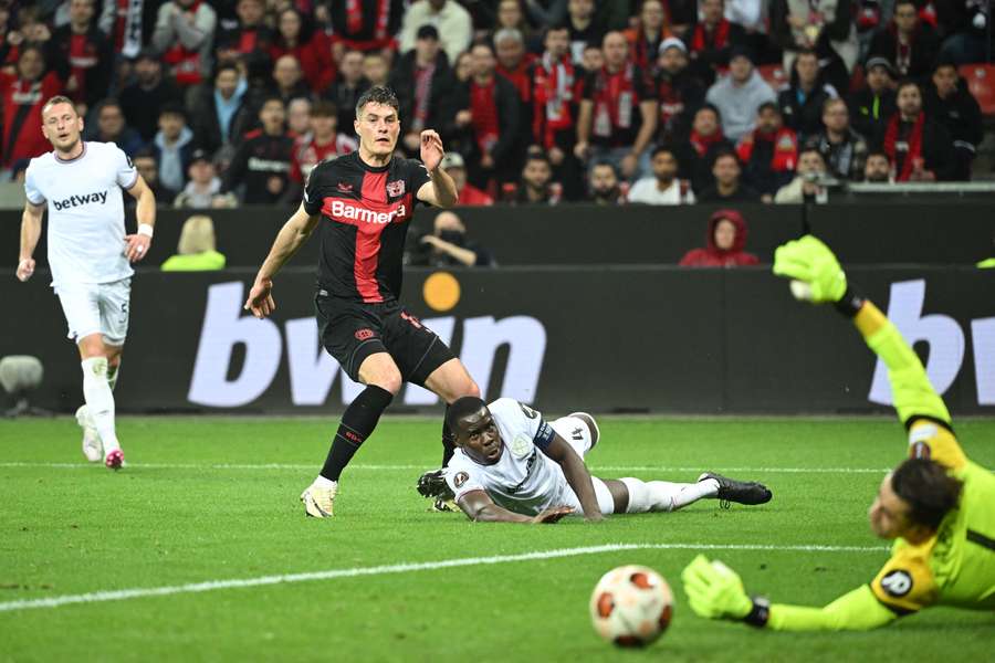 O desempenho do Bayer Leverkusen também terá uma influência decisiva no quinto lugar da Liga dos Campeões.