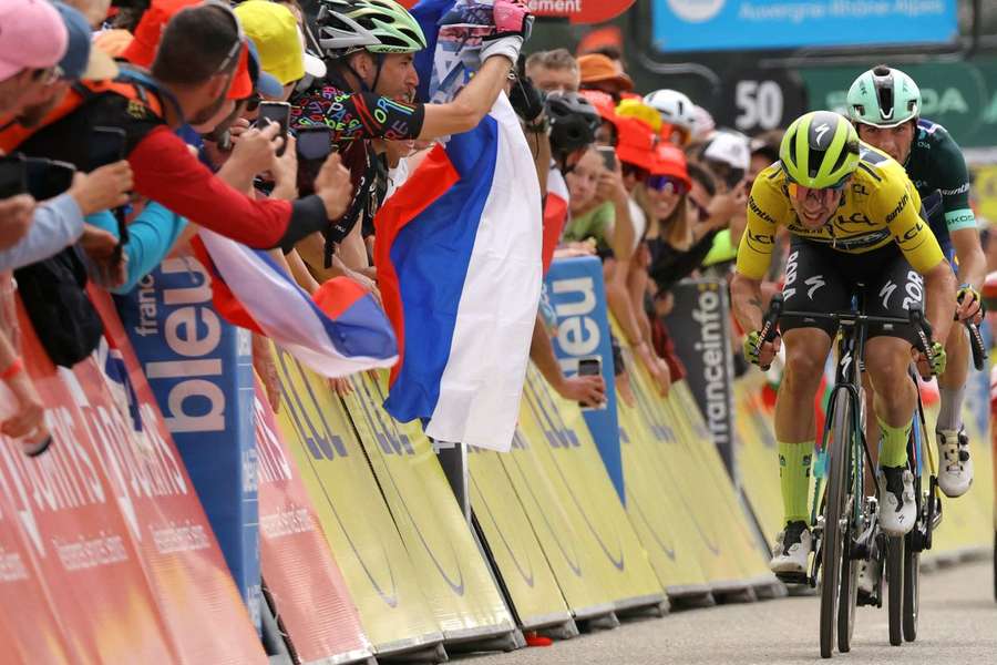 Volta a França em bicicleta vai partir de Barcelona em 2026