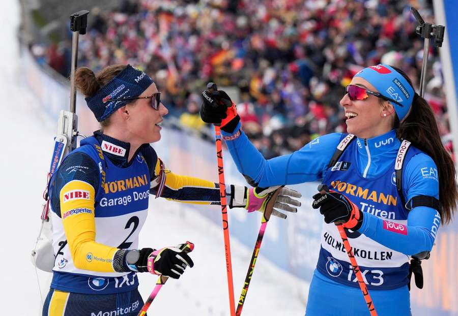 Öbergová a Vitozziová spoločne v cieli.