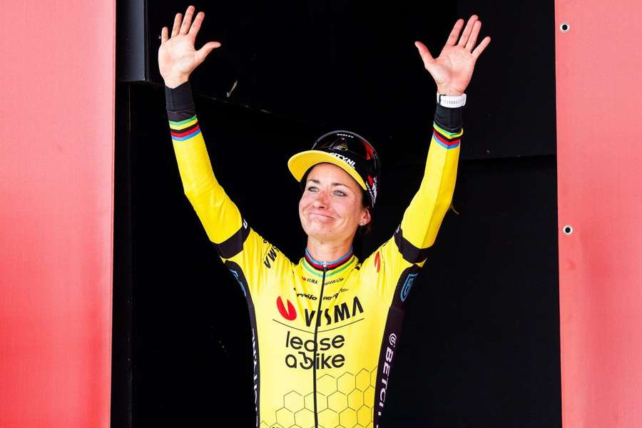 Marianne Vos kwam als eerste aan in La Molina