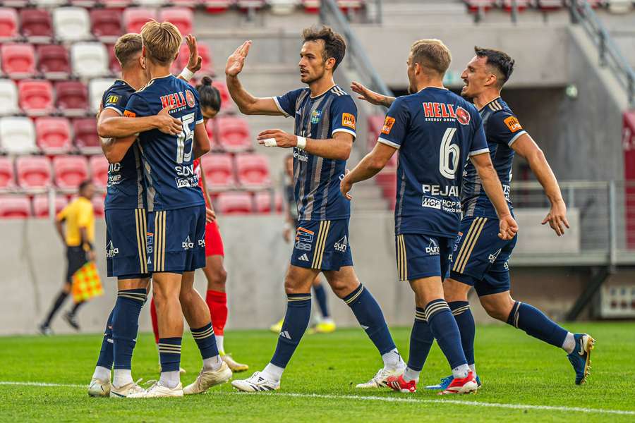 Košičania strelili v generálke jeden gól. Košičania strelili v generálke jeden gól.