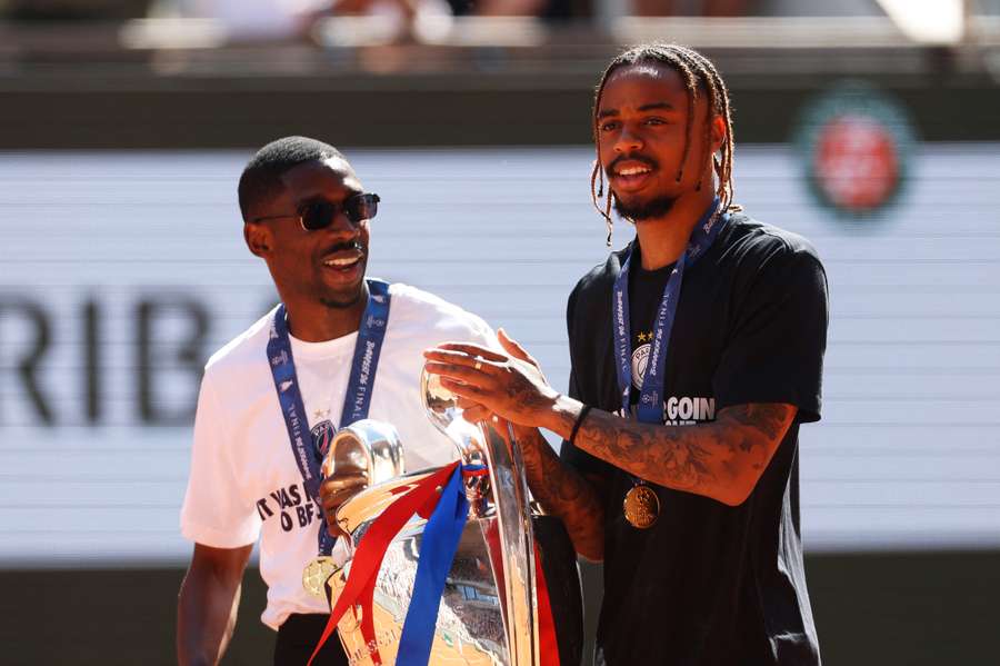 Barcola (dreapta) și Ousmane Dembele Barcola (dreapta) și Ousmane Dembele