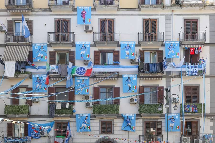 Napoli może w niedzielę świętować pierwszy tytuł od 33 lat. Co musi się stać?