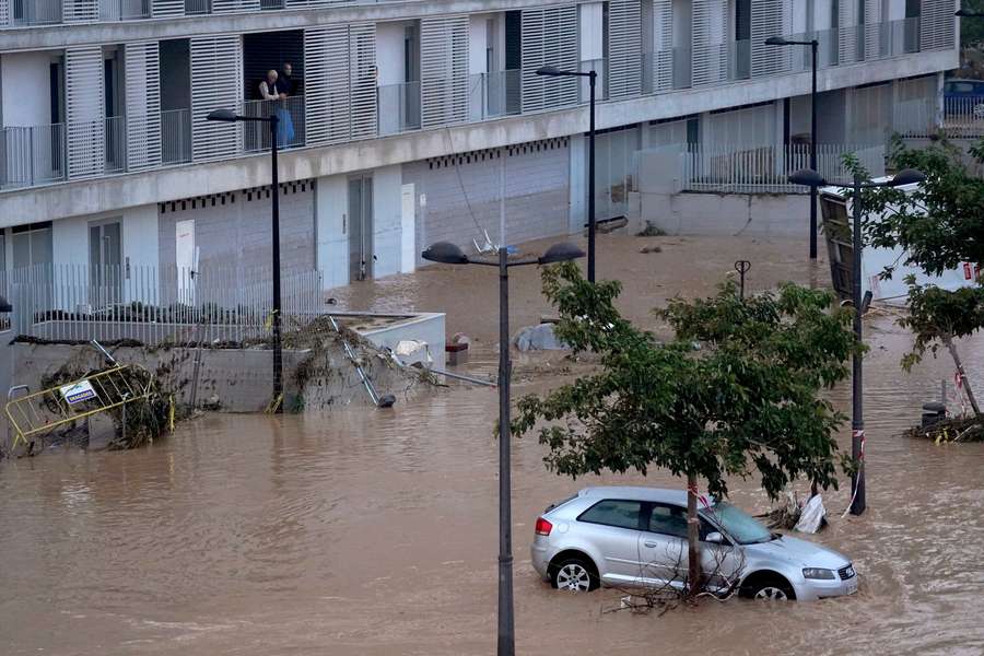 Valencia è stata colpita da forti inondazioni