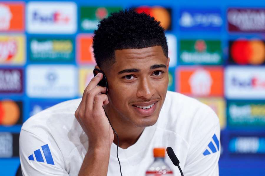 Bellingham habla en rueda de prensa