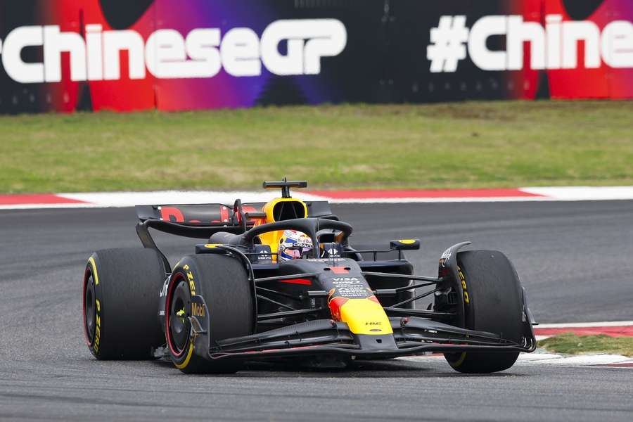 Max Verstappen domina il Gran Premio di Cina