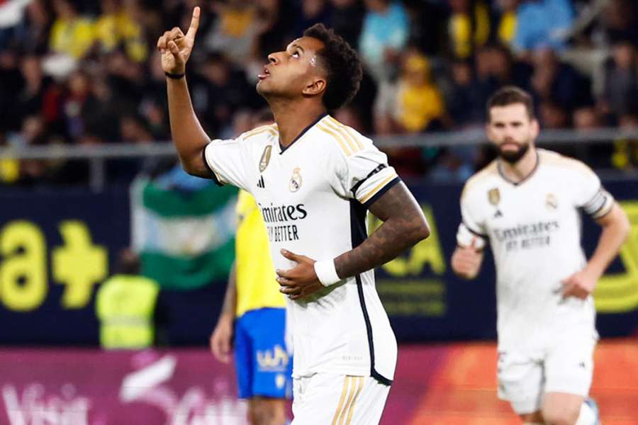 Rodrygo celebra su gol en Cádiz