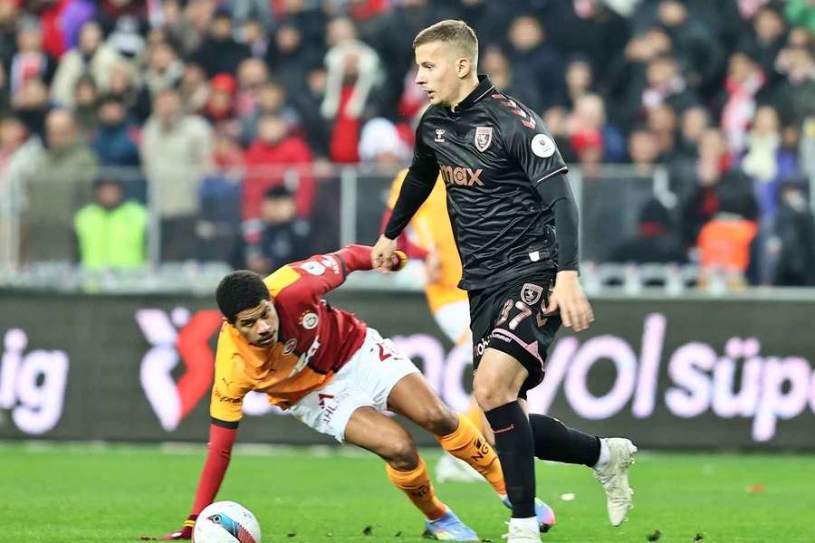 Šatka je dirigentom defenzívy Samsunsporu. 