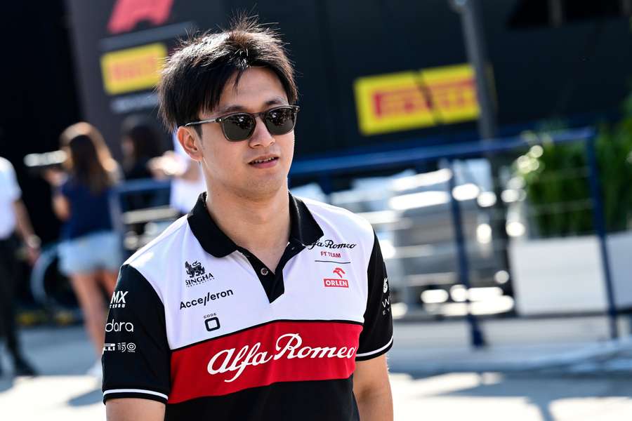 Zhou Guanyu seguirá bajo las órdenes de Alfa Romeo la próxima temporada