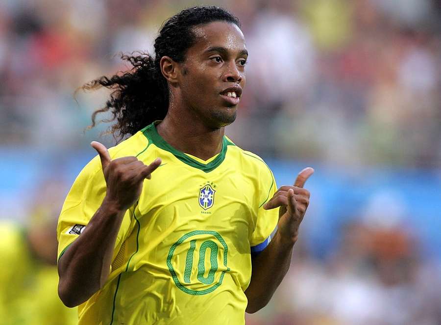 Ronaldinho Gaúcho brilhou com a camisa 10