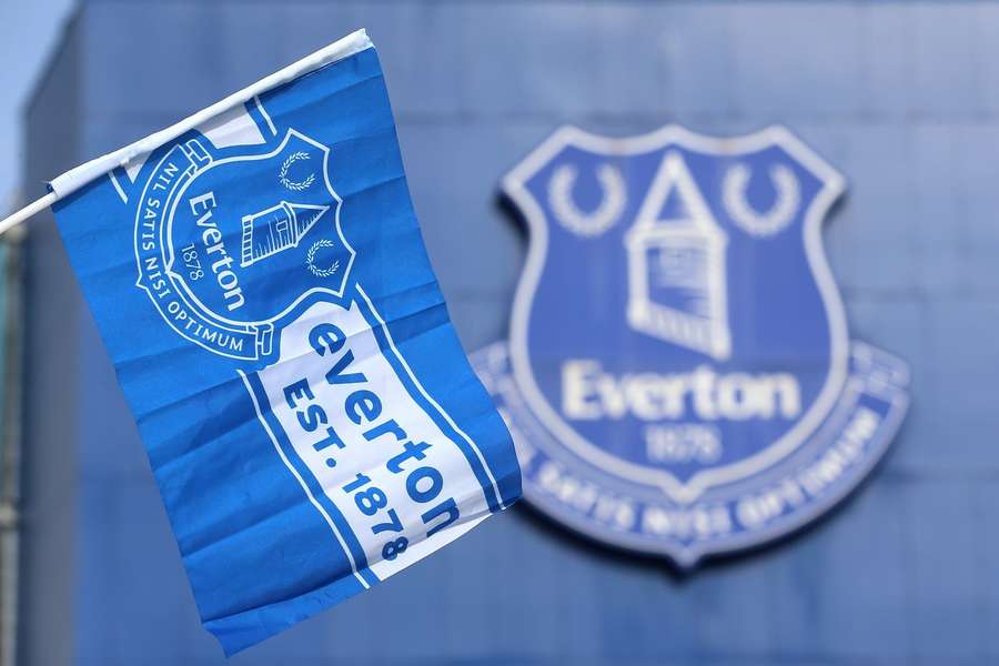 O Everton é o mais recente clube a violar as regras da PL