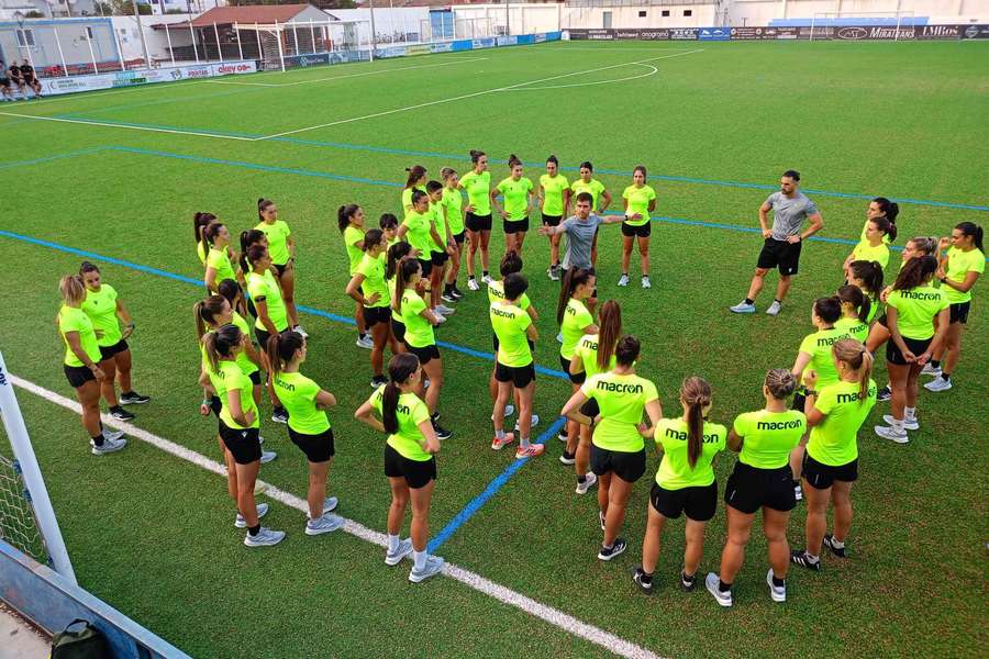 Las árbitras de la Liga F, de concentración para aunar criterios