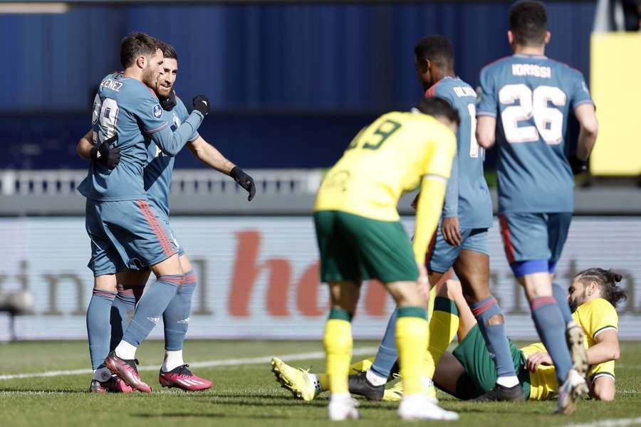 Santiago Gimenez scoorde de 3-0 tijdens de vorige ontmoeting op 26 februari