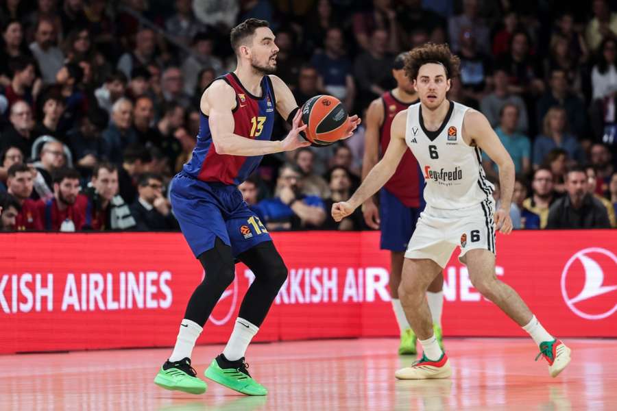 Tomas Satoransky ante Alessandro Pajola