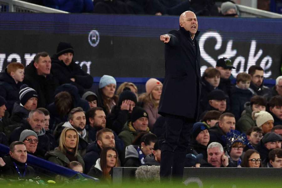 Trener Liverpoolu Arne Slot zawieszony na dwa mecze w Premier League