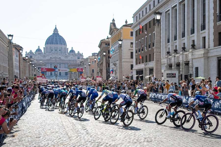 Wyjątkowe Giro d'Italia. Faraoński początek i rzymski finał wśród starożytnych zabytków
