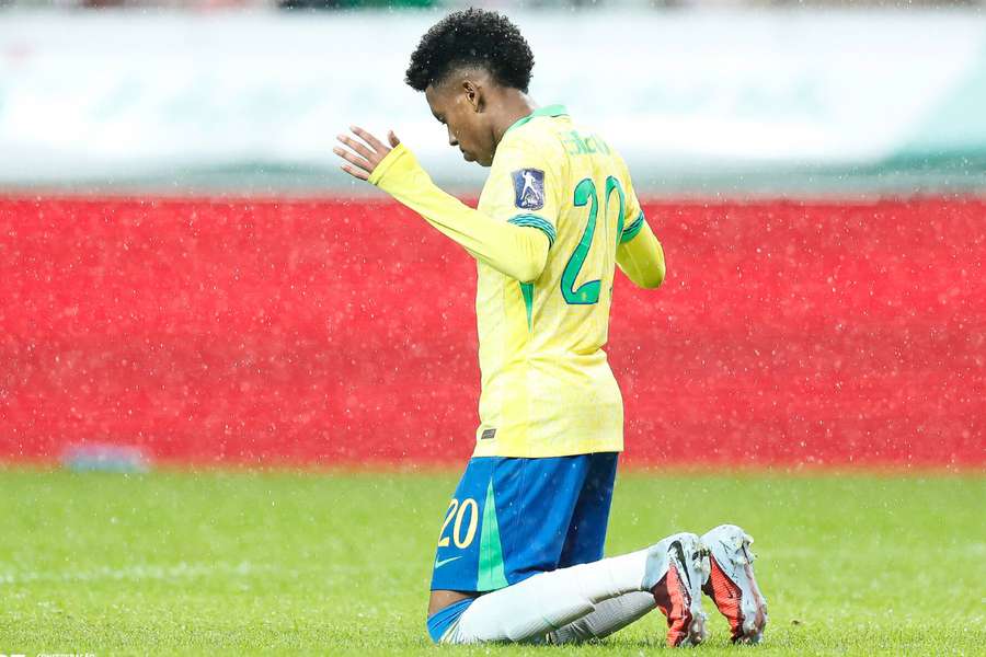 O Brasil do jovem Estêvão perdeu pontos na Data FIFA