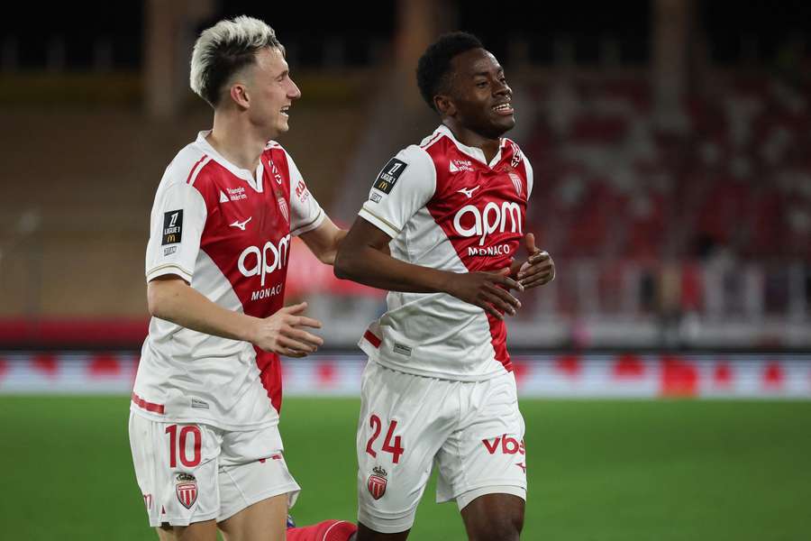 L'AS Monaco confirme sa bonne dynamique et enfonce Angers