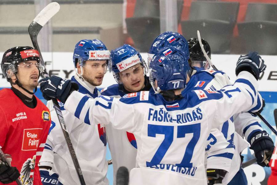 Slovensko na úvod Nemeckého pohára zdolalo Rakúšanov. Slovensko na úvod Nemeckého pohára zdolalo Rakúšanov.