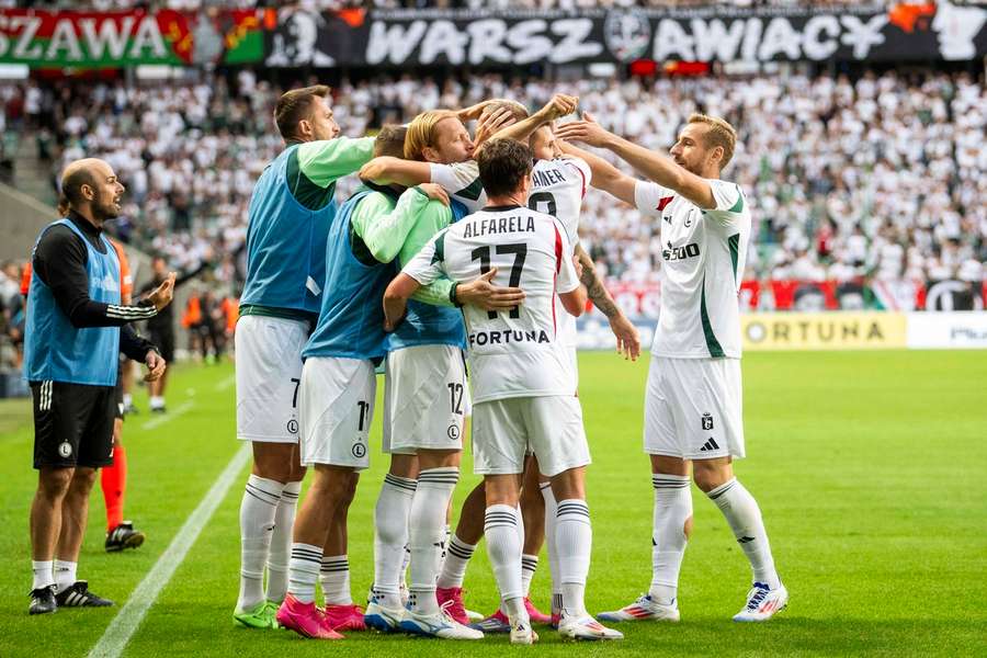 Ile Legia Warszawa i Jagiellonia Białystok zarobią na grze w fazie ligowej Ligi Konferencji? Znamy dokładne liczby