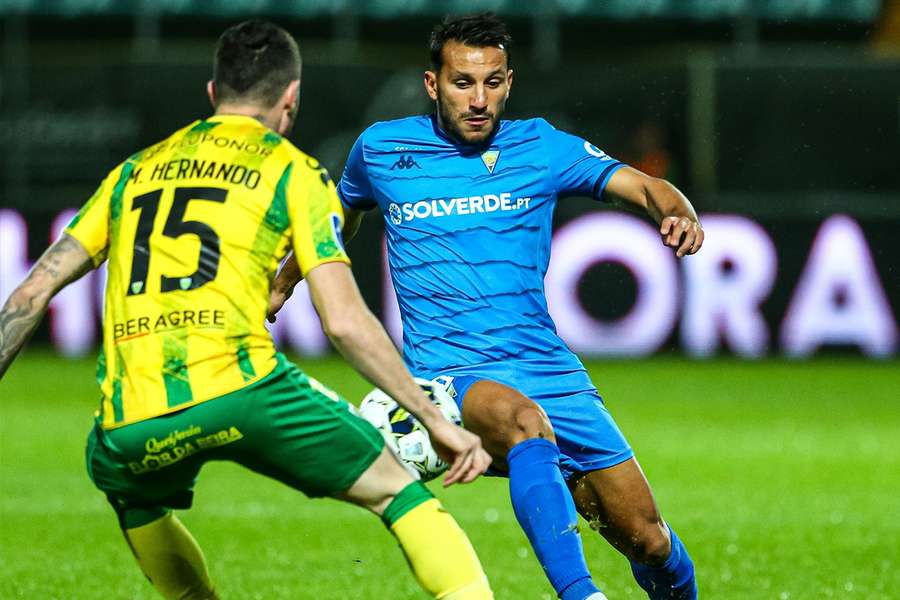 Tondela e Estoril empataram sem golos na primeira jornada da Taça da Liga