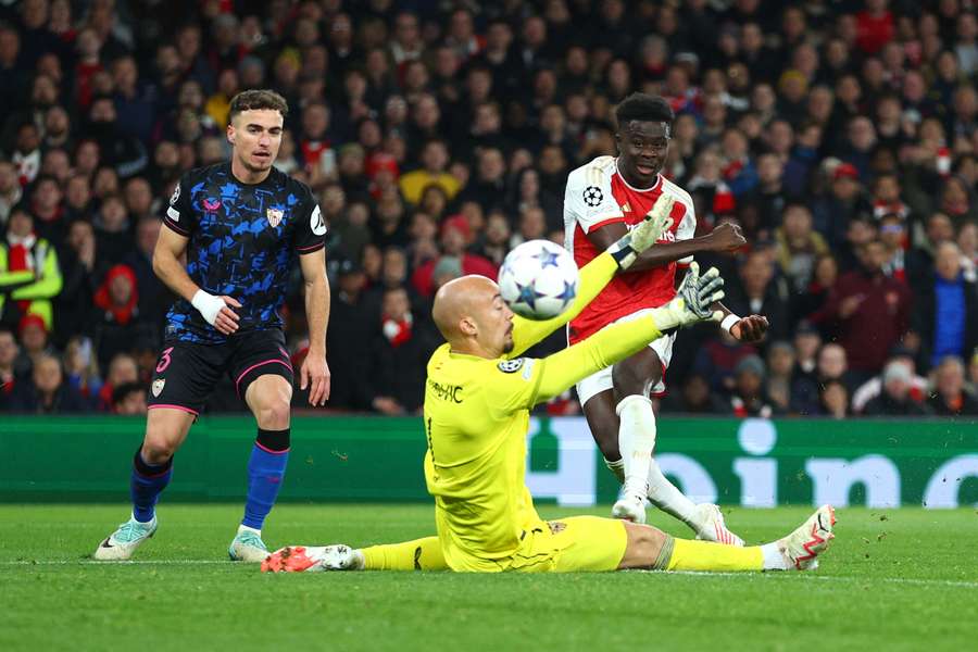 Bukayo Saka of Arsenal scores the team's second goal