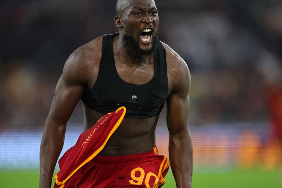 Romelu Lukaku runs away in delight after scoring the winning goal for Roma