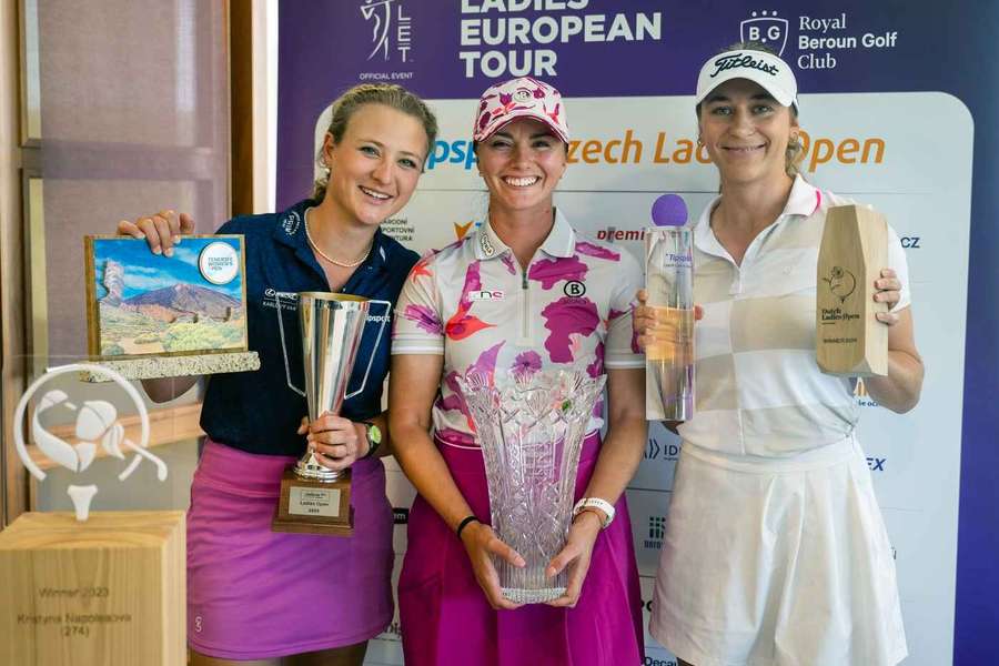 Největší české naděje – Sára Kousková, Klára Davidson Spilková a Jana Melichová. Největší české naděje – Sára Kousková, Klára Davidson Spilková a Jana Melichová.