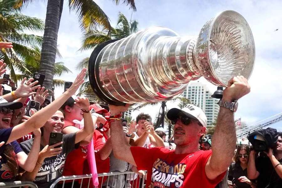 Marchand ostáva na Floride.