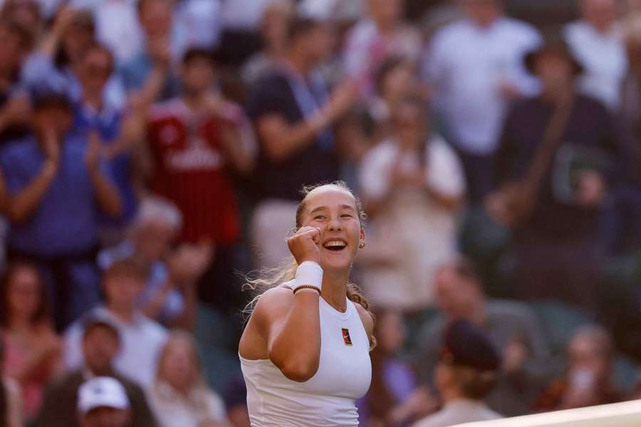 Impressive Andreeva crushes Navarro to move into Wimbledon quarter