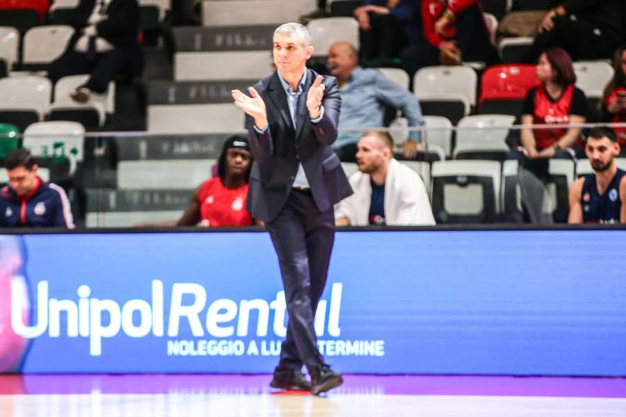 Antrenorul CSM Oradea, Cristian Achim Antrenorul CSM Oradea, Cristian Achim