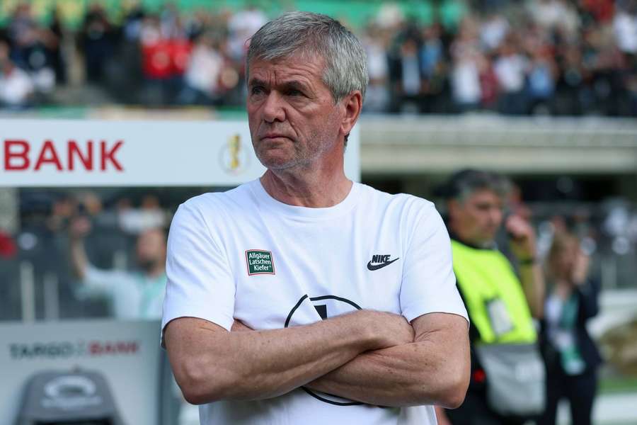 Friedhelm Funkel arbeitete zuletzt für den 1. FC Kaiserslautern