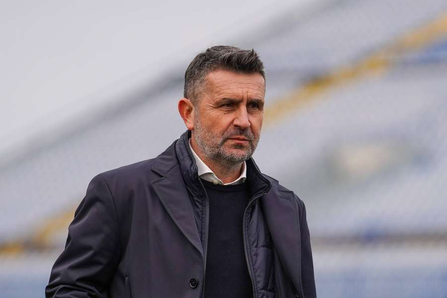 Nenad Bjelica folgt auf Thorsten Fink. Nenad Bjelica folgt auf Thorsten Fink.