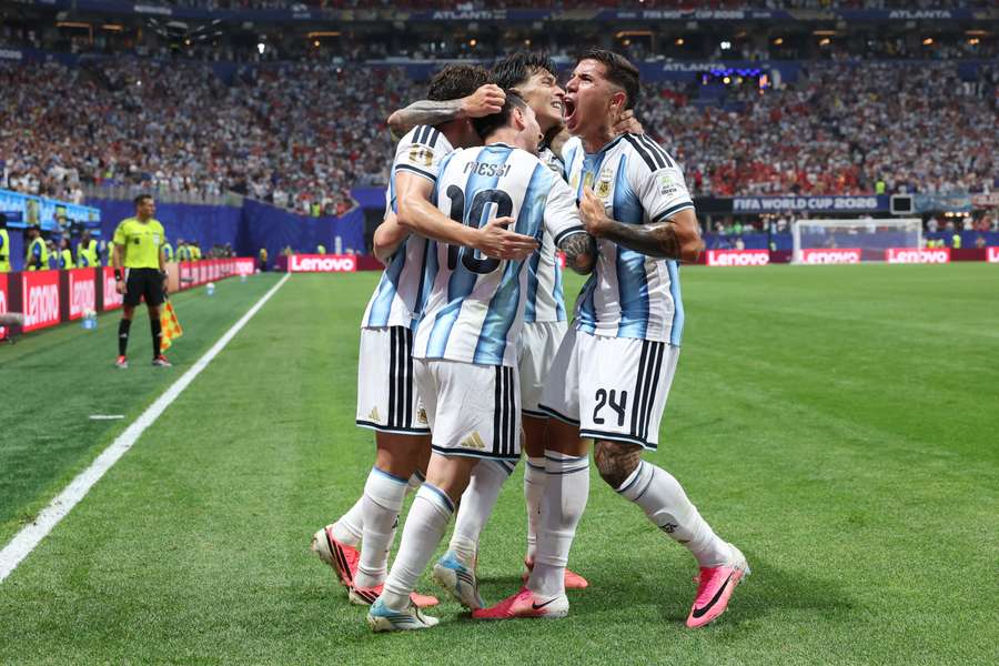Thriller w Atlancie. Argentyna po golu w końcówce pokonała Egipt i awansowała do ćwierćfinału Thriller w Atlancie. Argentyna po golu w końcówce pokonała Egipt i awansowała do ćwierćfinału