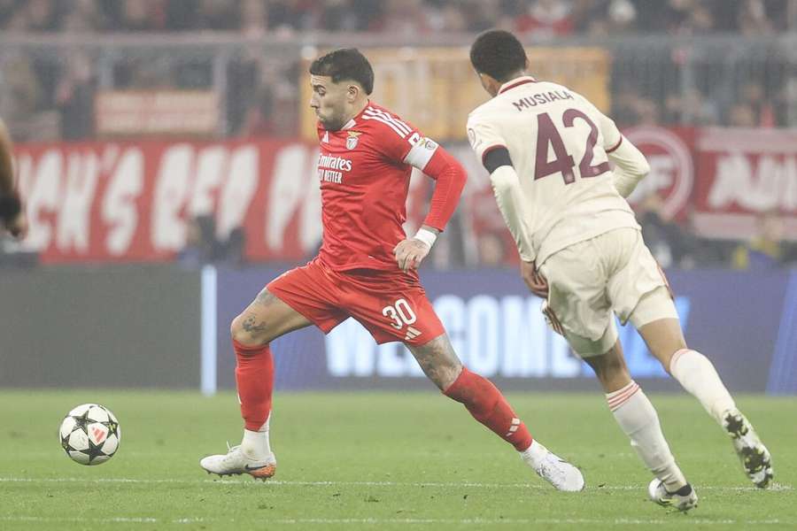 Otamendi ao serviço do Benfica, em Munique