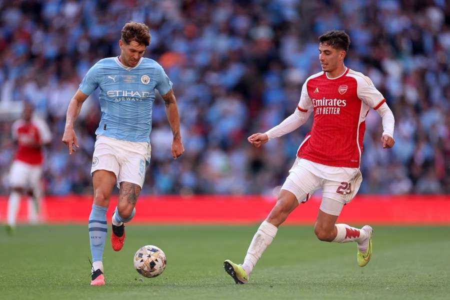 Everton eyeing Stones as Man City to raise swap option