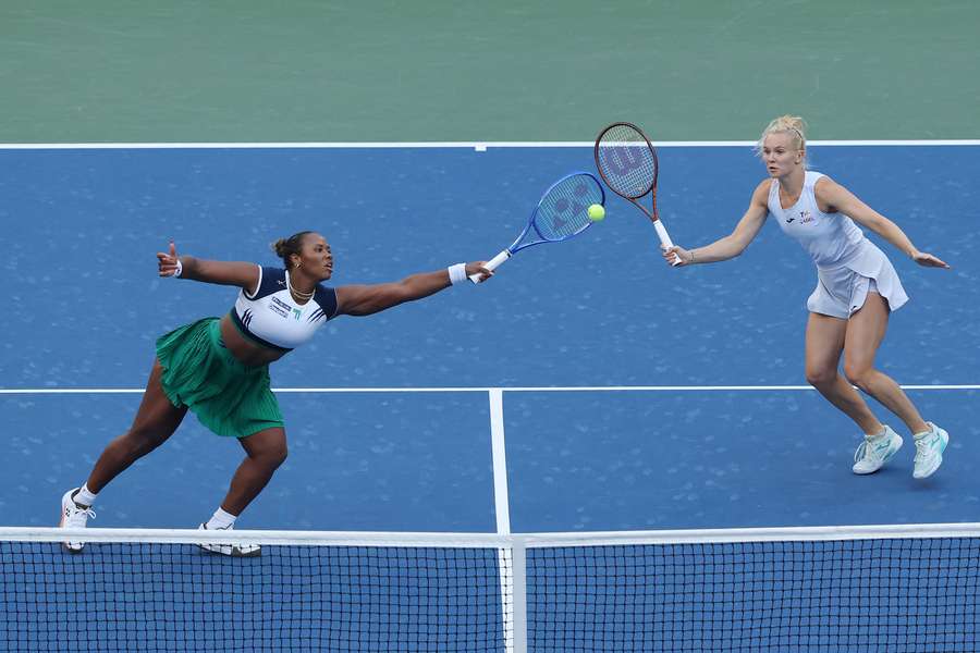 Kateřina Siniaková s Taylor Townsendovou titul na US Open nezískaly. Kateřina Siniaková s Taylor Townsendovou titul na US Open nezískaly.
