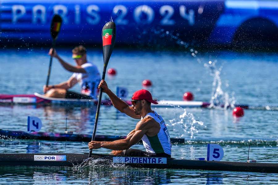 Fernando Pimenta ficou em segundo na meia-final