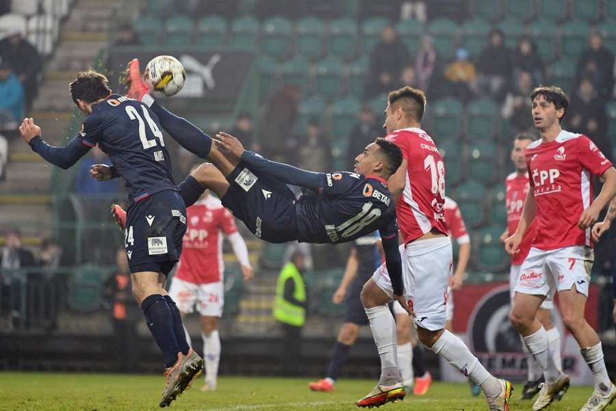Viktoria Plzeň nepotvrdila úlohu favorita.