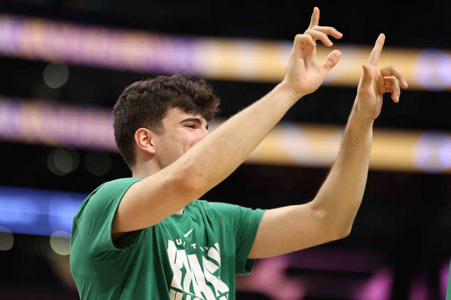 Hugo González sigue sumando en la NBA Hugo González sigue sumando en la NBA