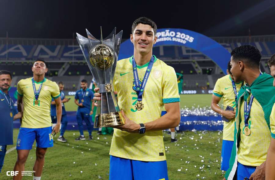 Arthur Dias foi campeão sul-americano no sub-20 Arthur Dias foi campeão sul-americano no sub-20