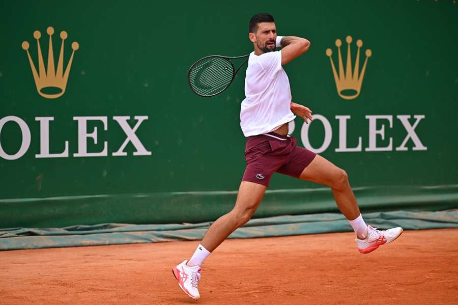 Djokovic kämpft gegen Tabilo ums Achtefinale.