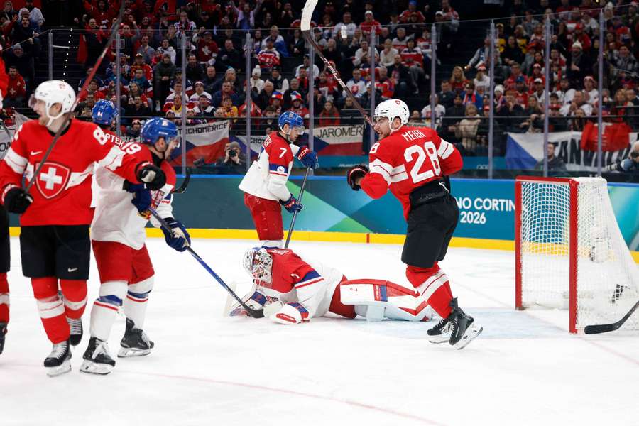 Meier dal jeden z gólů Švýcarska.