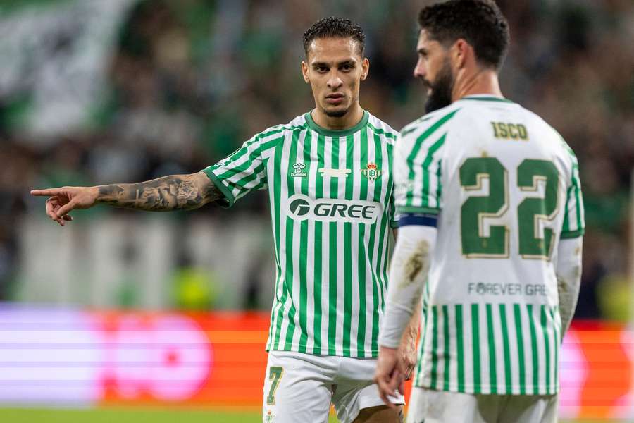 Antony e Isco