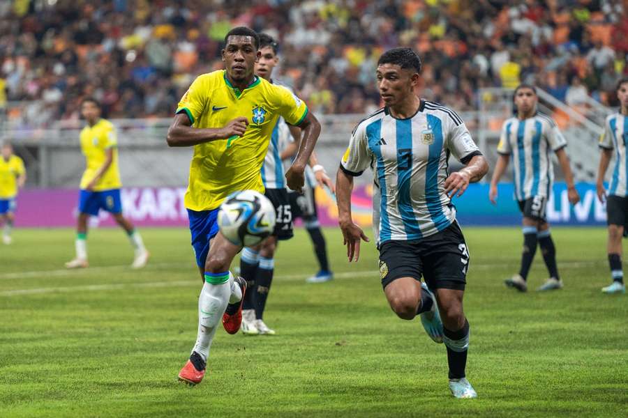 Brasil sofreu uma dura derrota com a Argentina