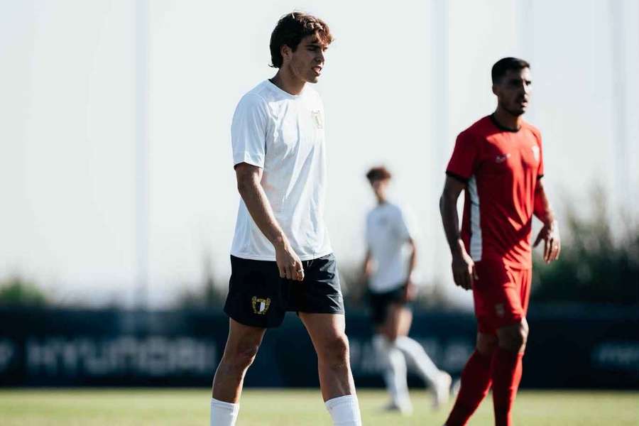 Gustavo Sá na pré-época do Famalicão