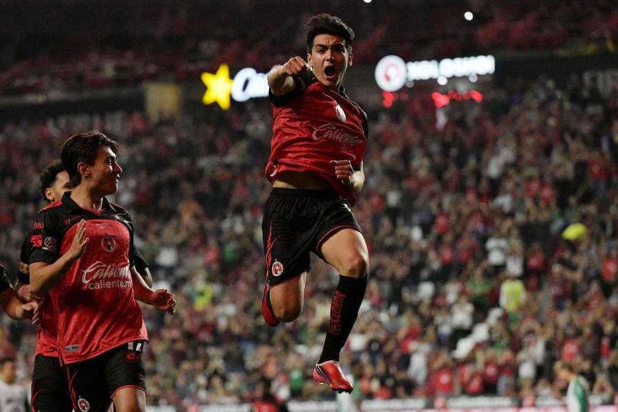 Gilberto Mora celebra su gol Gilberto Mora celebra su gol