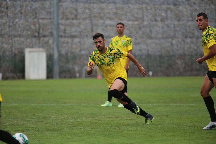 Tondela venceu em Leiria por 2-0